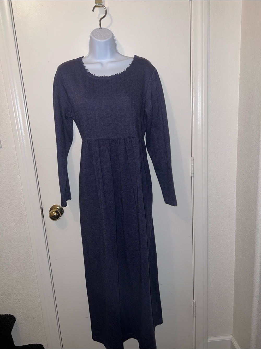 Women’s Long Sleeve Maxi Dress in Deep Navy with Scoop Neck